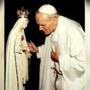 Meet your Posher, Carolina